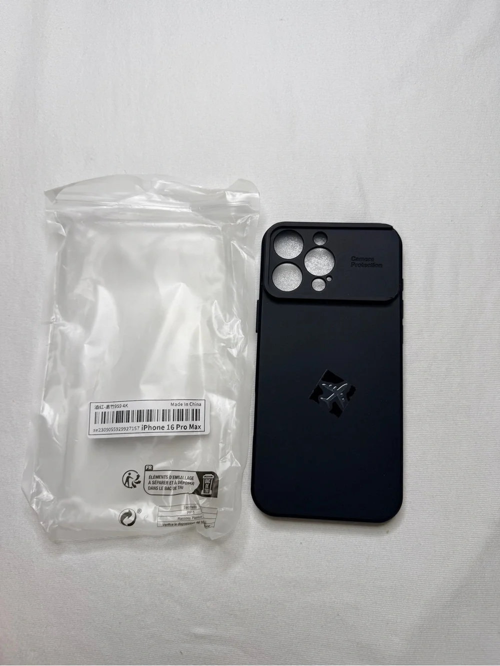 iPhone 16 Pro Max Black Protective Case - Slim Camera Shield